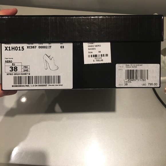 NWB Giorgio Armani Open Toe Bootie - Picture 5 of 5